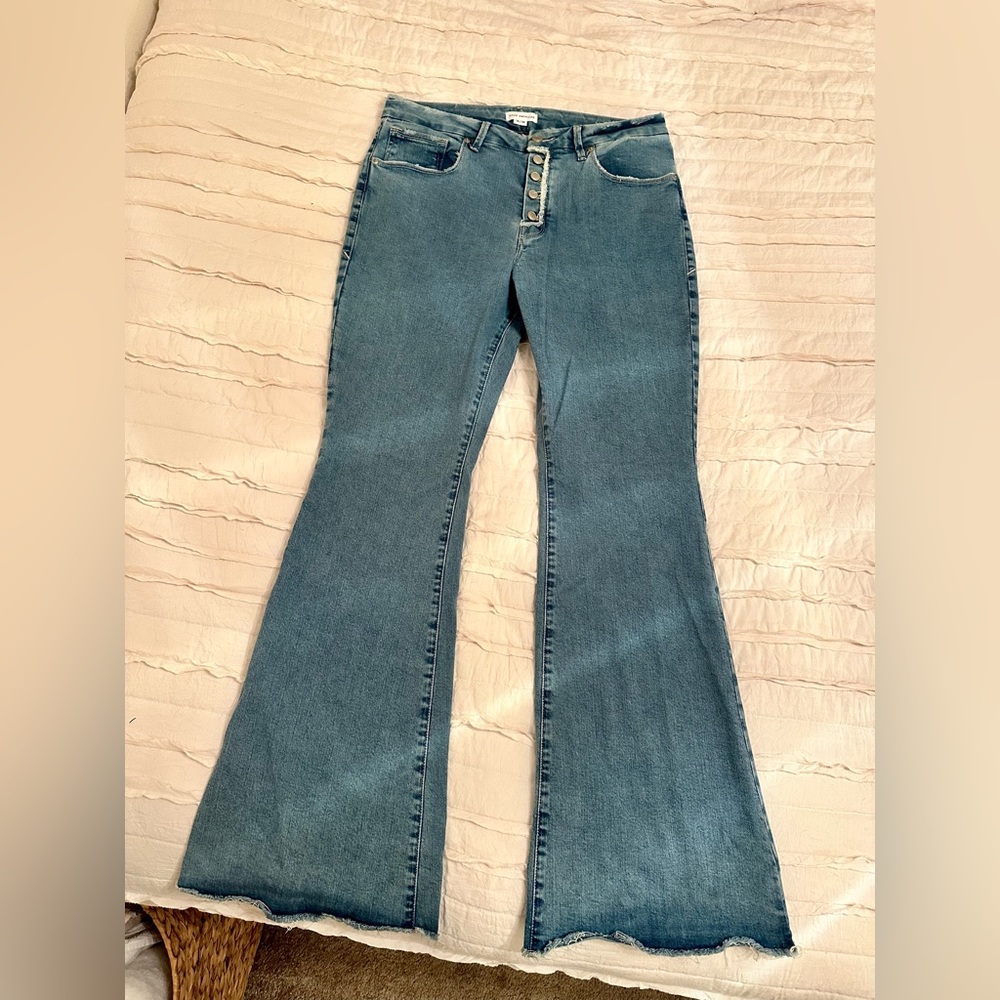 Good American Flare Jeans